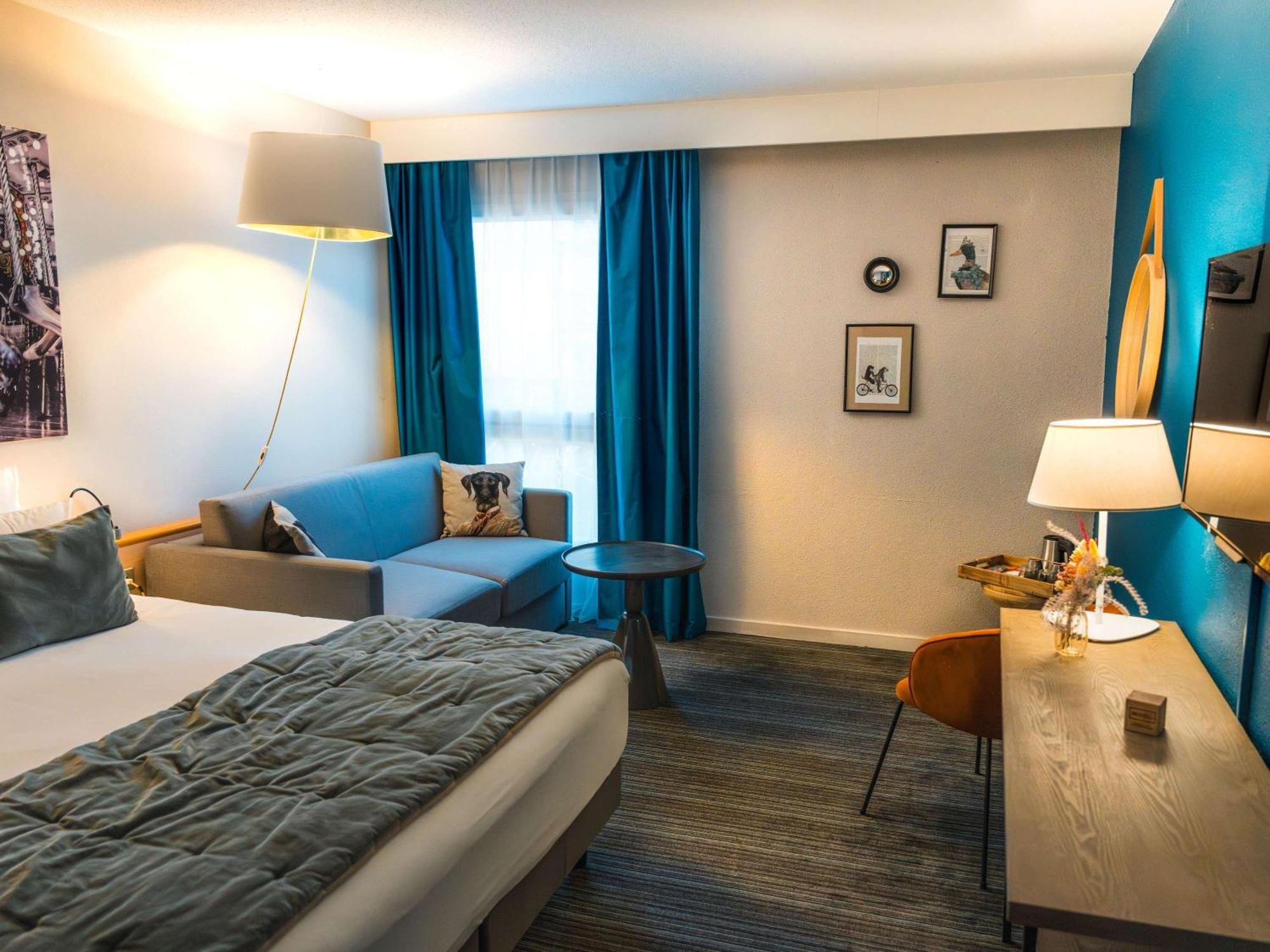 Hotel Mercure Chateau De Фонтенбло Экстерьер фото